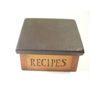 Vintage Recipe Card  File Box 70s Hinged Lid Country Farmhouse